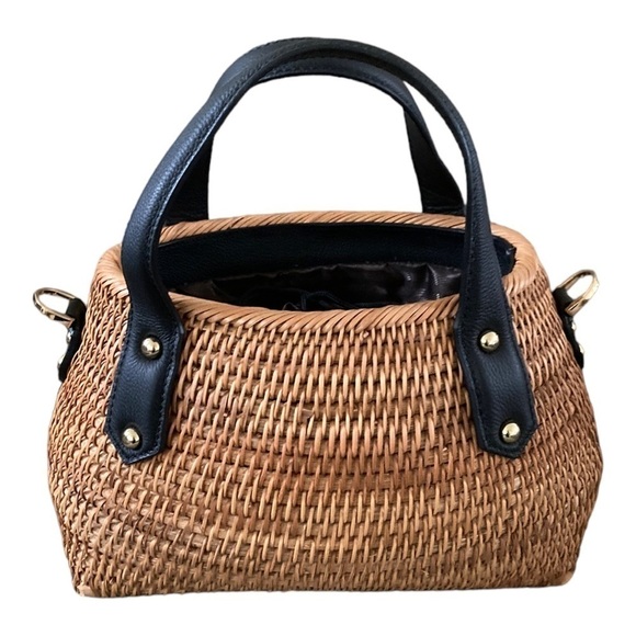 PULICATI Hand Crafted NWT Leather Trim Rattan Satchel Women's Bag - Picture 3 of 10